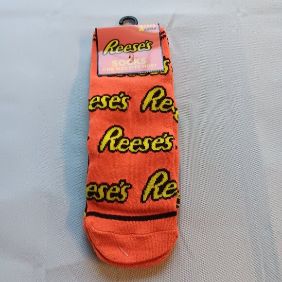 NWT Reese's Odd Sox‎ Novelty Mens Ankle Socks 2 pair One Size Fits Most D29 - Picture 1 of 6